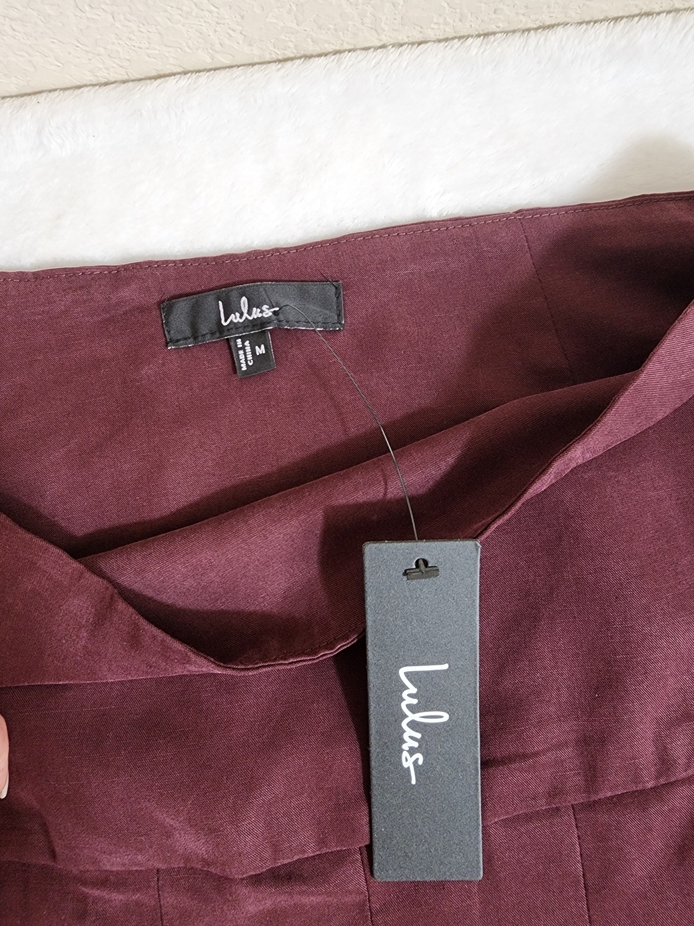 NWT Lulus Vessa Burgundy High Rise Pleated Maxi Skirt Slit Size M - Picture 9 of 14